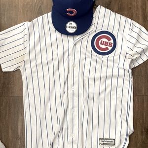 Chicago Cubs team jersey and hat